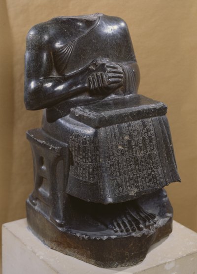 Gudea, prince de Lagash, dédié au dieu Ningirsu, appelé Architecte avec Plans, c.2120 av. J.-C. - Mesopotamian